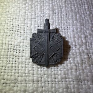 WWII GERMAN Swastika Pin WW2 Sword